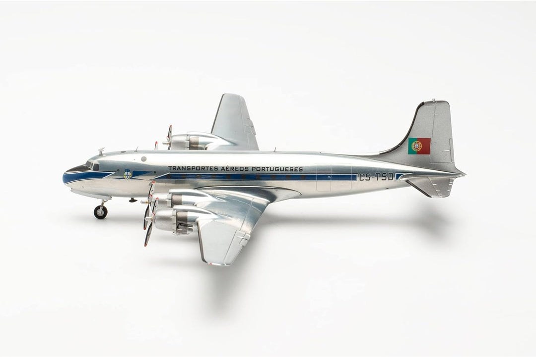 herpa 572453 Douglas DC-4 Modellflugzeug TAP Air Portugal CS-TSD Miniatur im Massstab 1:200, Sammler