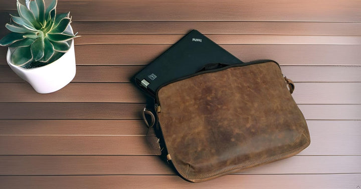 ALASSIO 601360 Laptopsleeve STYLE, Notebooktasche für Laptops bis 15,6 Zoll, Reissverschlusstasche a