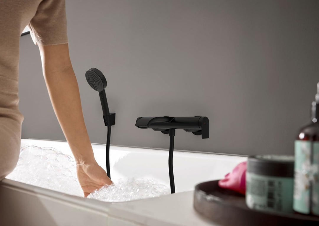 hansgrohe Wannenarmatur Vivenis, Aufputz Badarmatur für 2 Funktionen, Mattschwarz Mattschwarz Wanne,