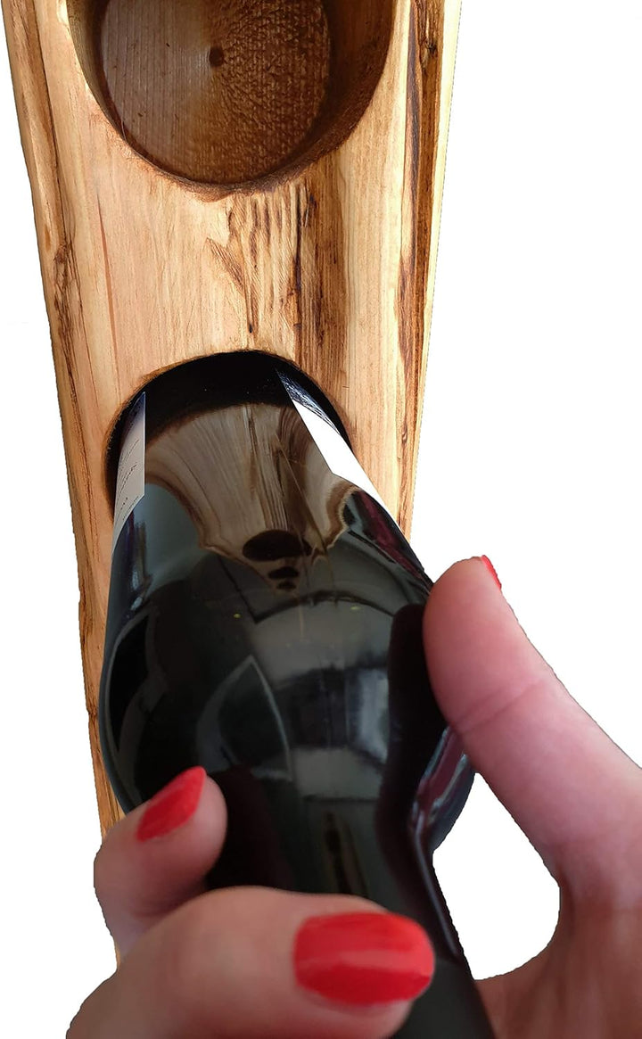 Wood & Wishes – Rustikaler Weinständer, Weinregal, Weinhalter aus massivem Holz; gefertigt in Handar