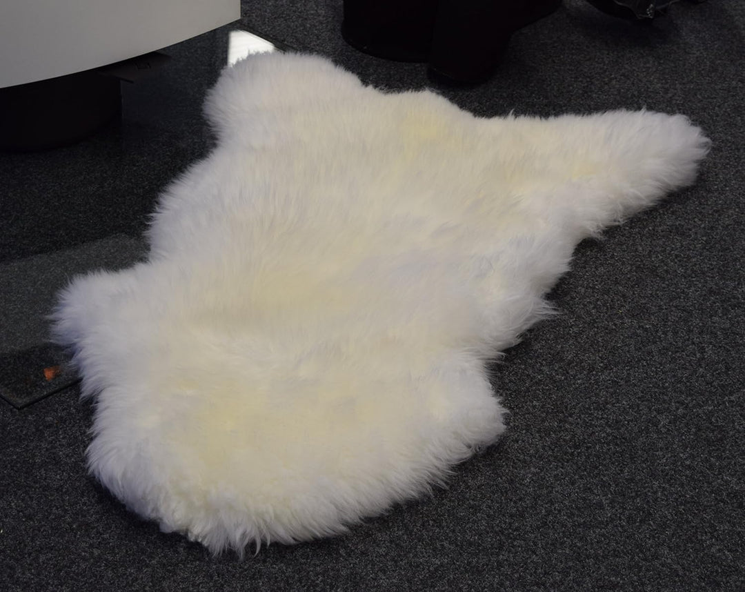 Naturasan Lammfell/Schaffell ökologisch gegerbt, Weiss (120-130 cm mit Nähten) Weiss 120 - 130 cm mi