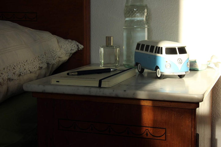 BRISA VW Collection - T1 Bulli Bus Bluetooth Lautsprecher Tragbar Mini-USB | Volkswagen 1:20 Modell