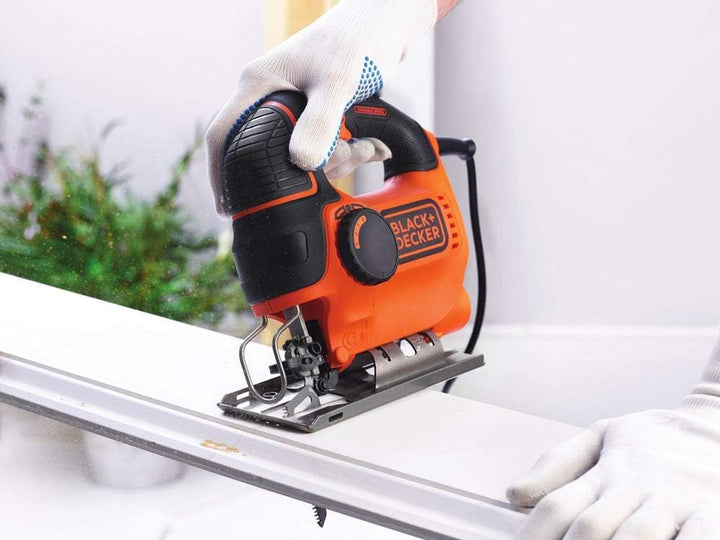 Black+Decker Elektro Stichsäge 620W KS901PEK – 4-stufige Pendelhubstichsäge mit Koffer für Holz, Met