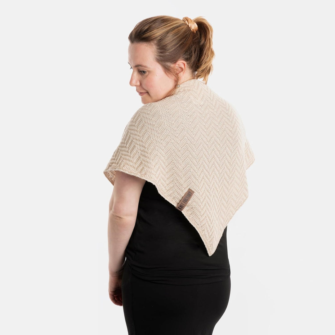 KNIT FACTORY - Dreiecksschal Vera - Damen Strickschal mit Wolle - Umschlagtuch für den Herbst und Wi