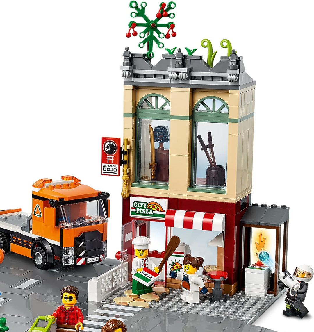 LEGO 60292 City Stadtzentrum Bauset mit Spielzeug-Motorbike, Fahrrad, Truck, Strassenplatten und 8 M