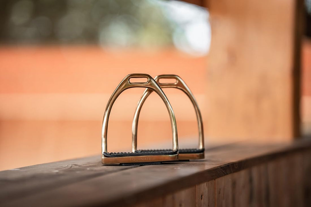 Equinate Steigbügel Luna 10cm Gold - Mit Anti-Rutsch Trittfläche aus Gummi - Für Erwachsene und Kind