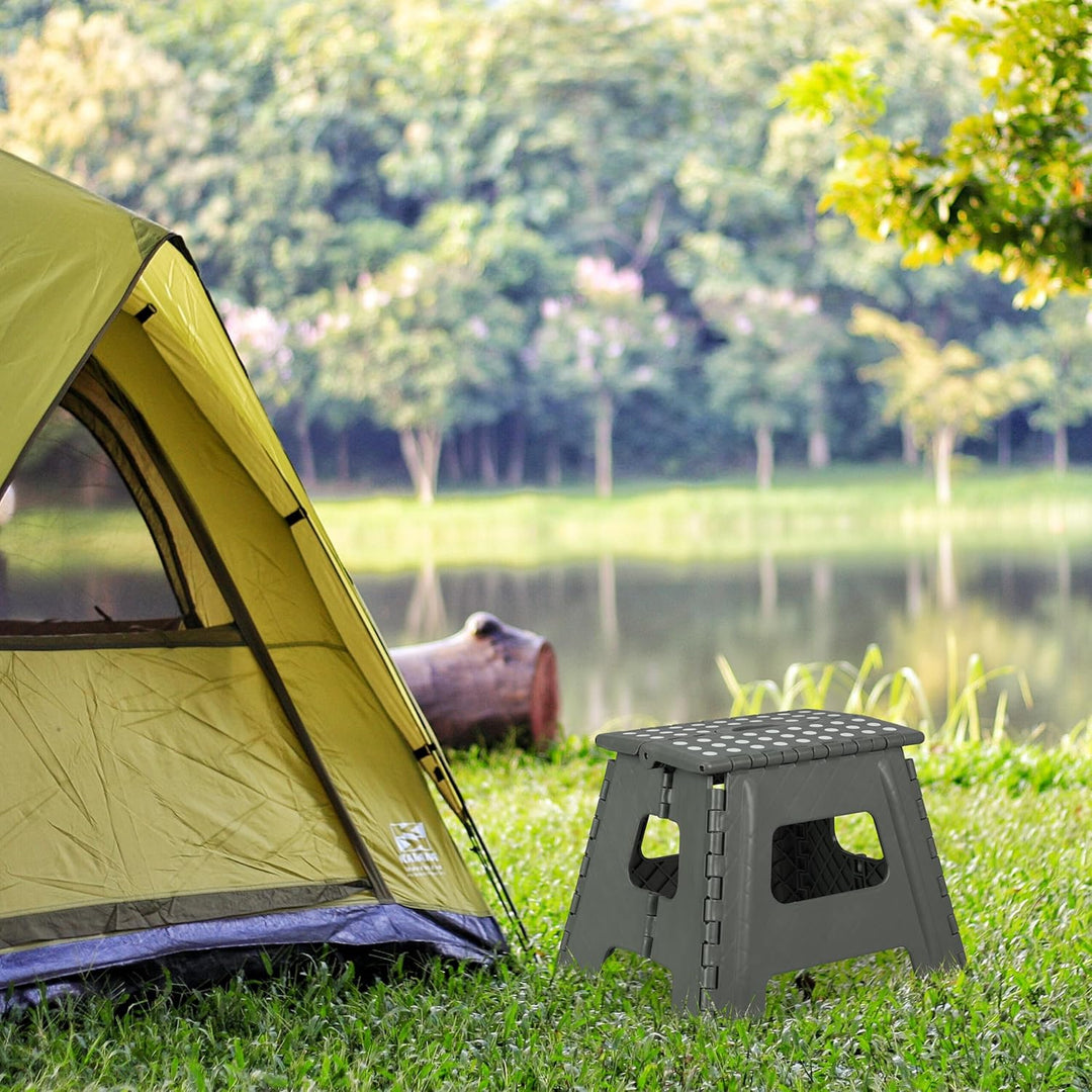 Relaxdays Klapphocker faltbar, 4er Set, Camping Hocker, Kinder Badhocker, bis 150 kg, Kunststoff, HB