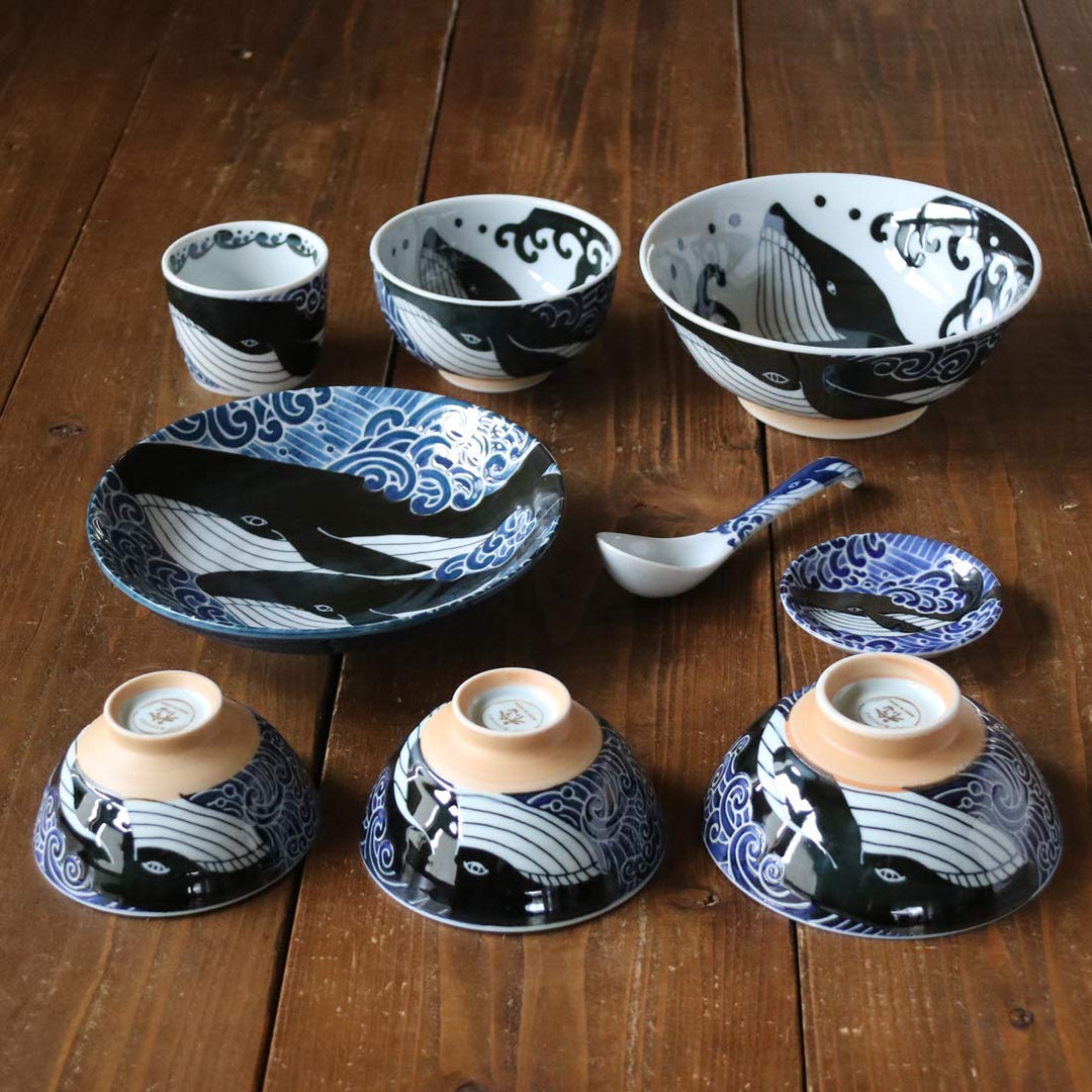 Minorutouki Mino Ware Speiseteller, Wal, 22 x 3 cm, 590 ml, hergestellt in Japan