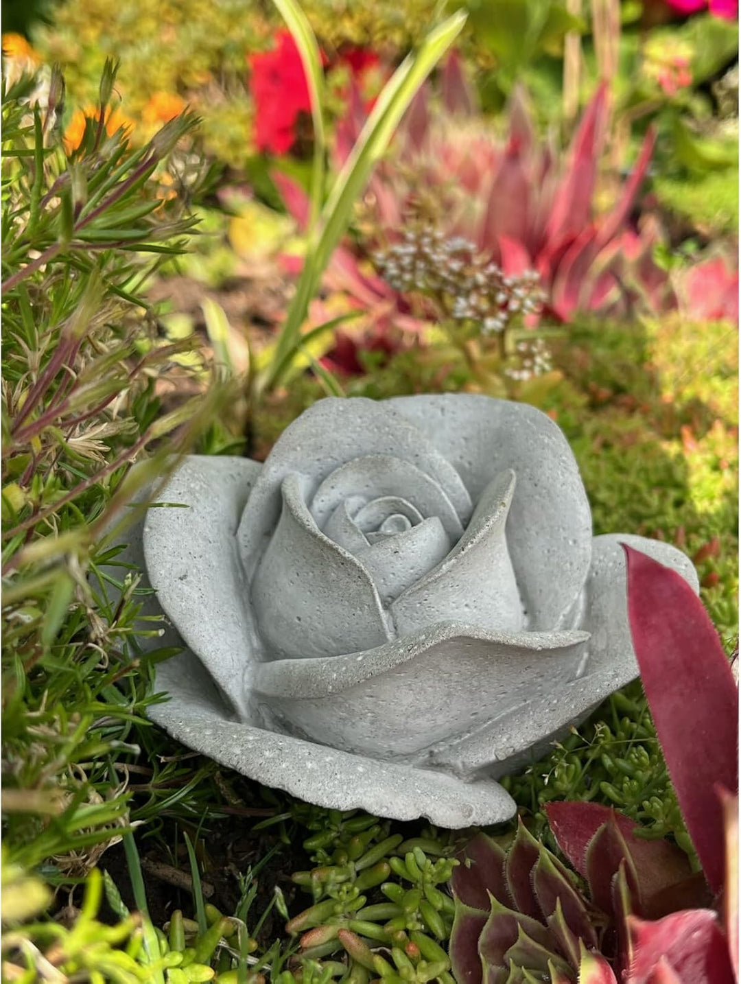 ZGM Betonfigur Rose ROSA - handgefertigte Dekoration für Garten und Haus