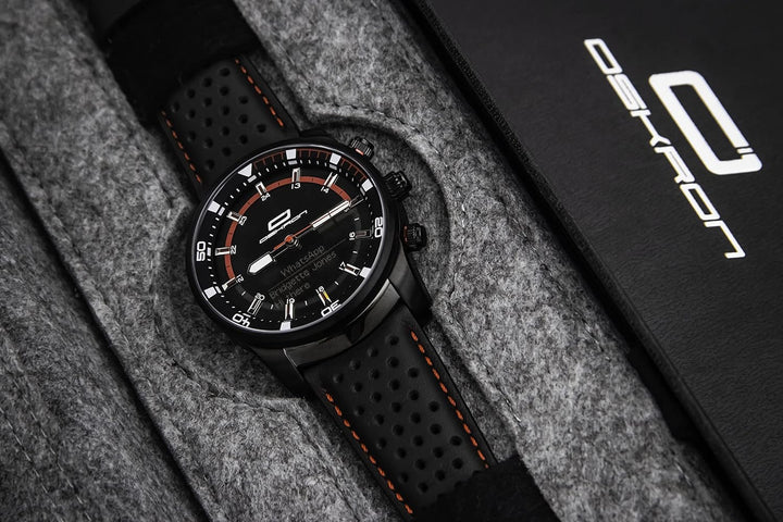 OSKRON Racing Armbanduhr mit Smartwatch Funktionen - Rot, Einheitsgrösse, Rot