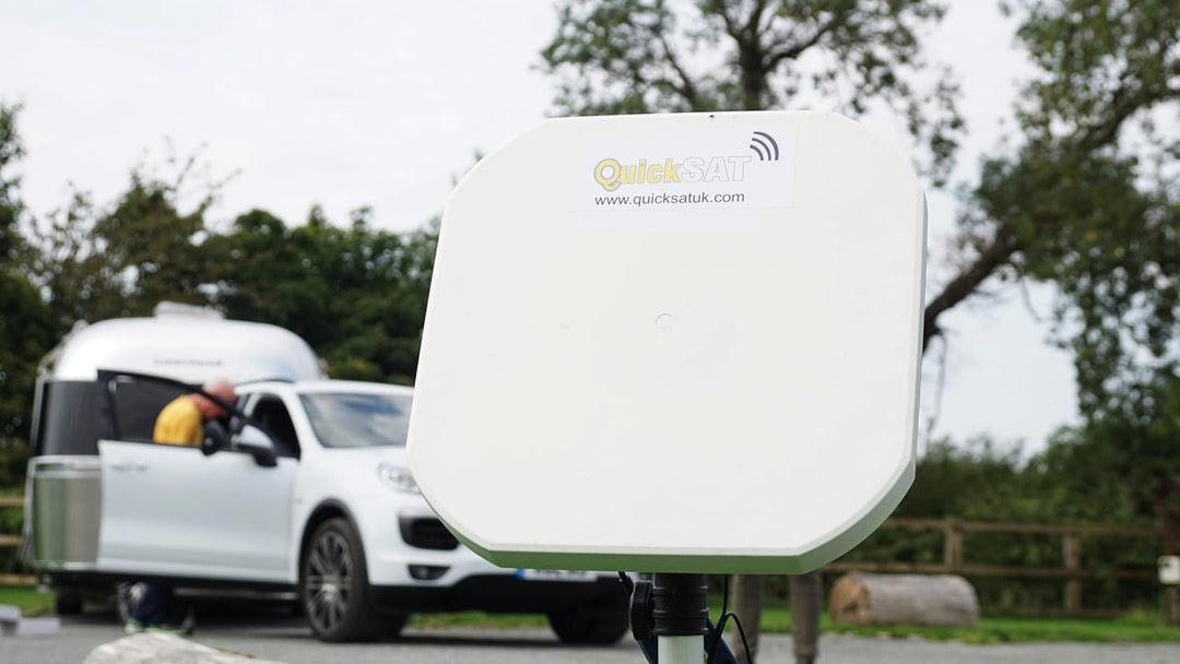 Falcon QuickSAT QS65 Deluxe, tragbares Satelliten-TV-System für Wohnwagen und Wohnmobile (DELUXE, QS