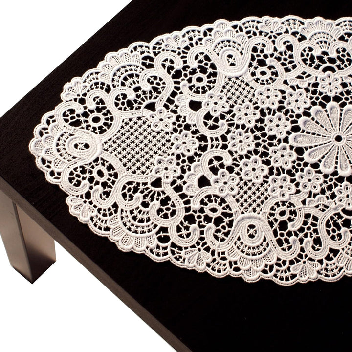 Plauener Spitze by Modespitze 2204_e_3060 Tischdecke ADMETO, 30 x 60 cm oval, creme