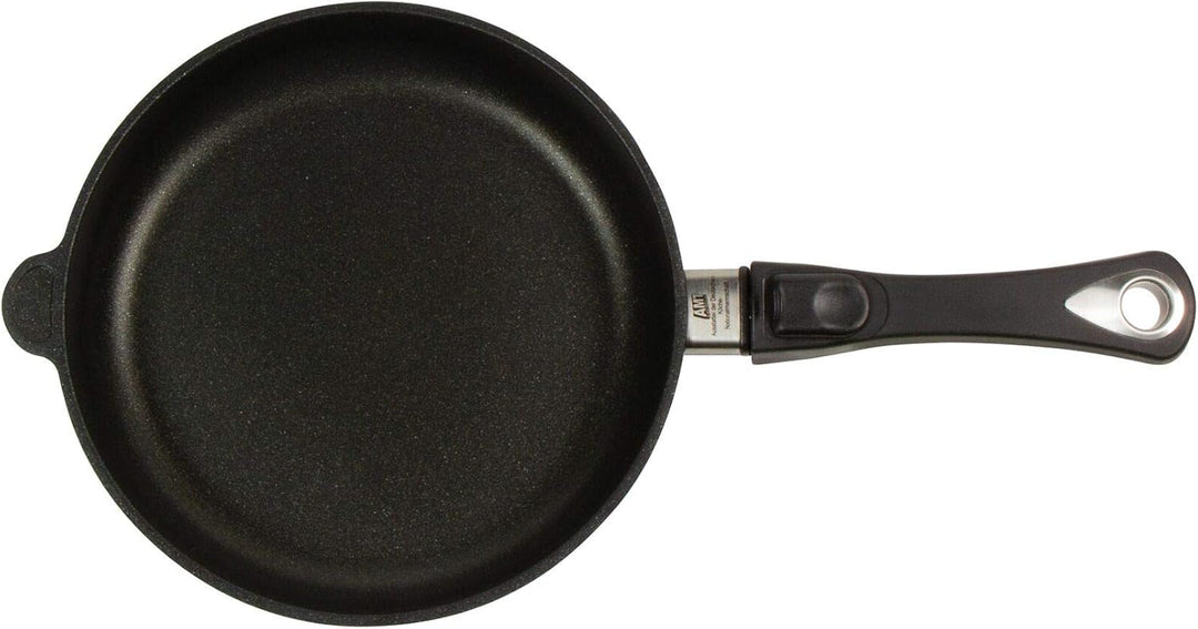 AMT Gastroguss Bratpfanne 24 cm Ø, 5 cm hoch, abnehmbarer Stiel, nicht induktionsgeeignet, Lotan® An