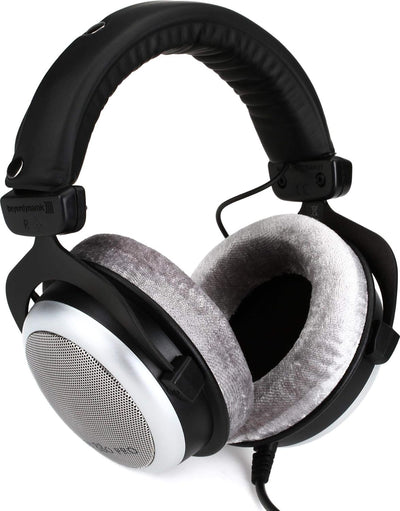 beyerdynamic DT 880 PRO Over-Ear-Studiokopfhörer in schwarz. Halboffene Bauweise, kabelgebunden, Stu