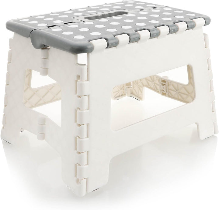com-four® Klapptritt mit Gumminoppen - Faltbarer Tritthocker - tragbare Aufstiegshilfe für Haushalt,