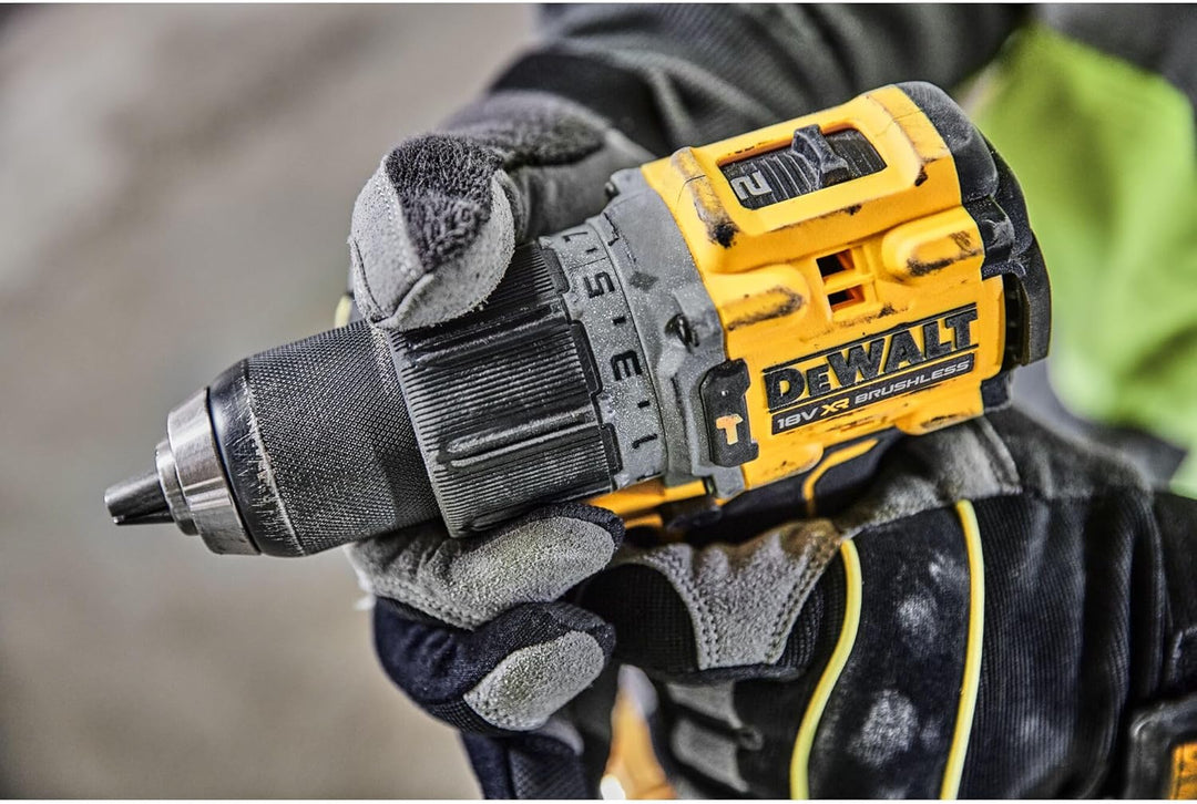 Dewalt 18V Akku-Schlagbohrschrauber DCD805P2T (bürstenloser Motor, 2-Gang-Vollmetallgetriebe, mit LE