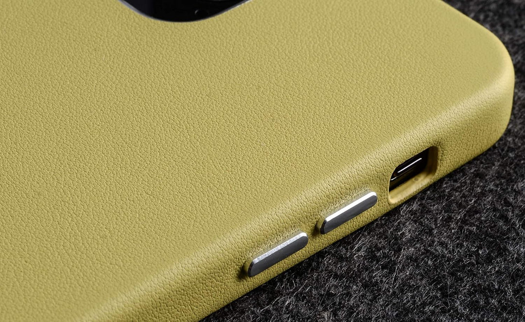 STILGUT Cover kompatibel mit iPhone 12/12 Pro Hülle aus Leder -Lederhülle, Ledercase - Gelb iPhone 1
