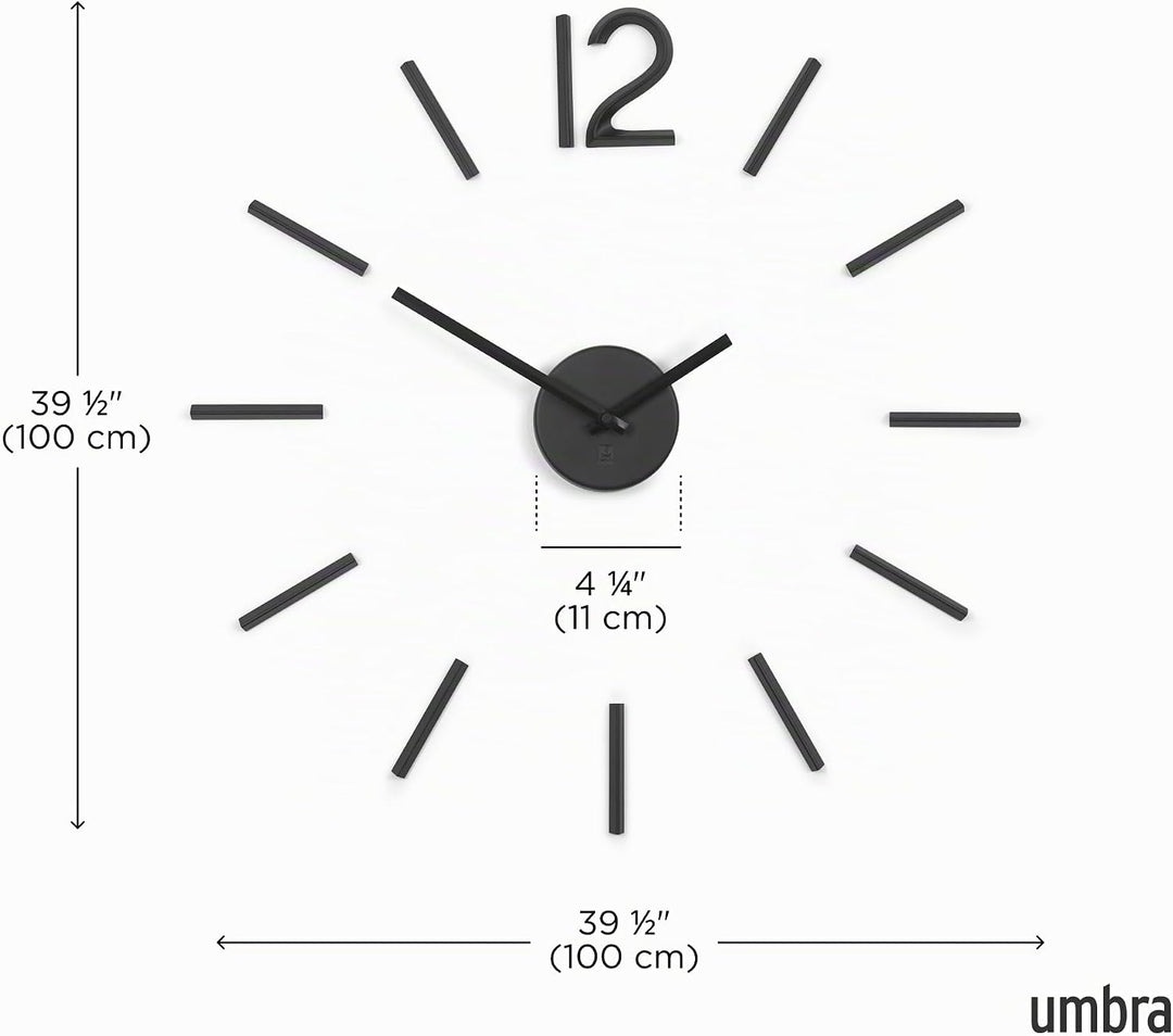 Umbra Blink, Moderne und Minimalistische DIY Quarz Wanduhr ohne Rahmen, Ziffern zum Aufkleben, Wandd