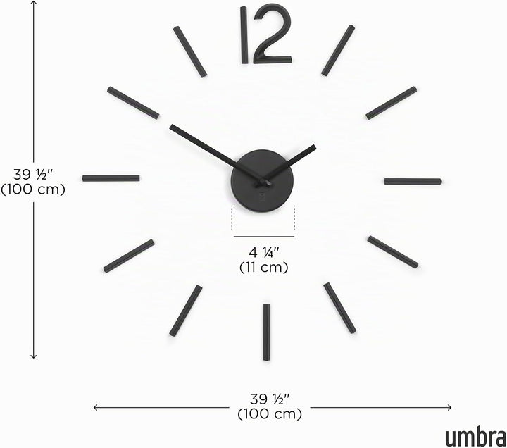 Umbra Blink, Moderne und Minimalistische DIY Quarz Wanduhr ohne Rahmen, Ziffern zum Aufkleben, Wandd
