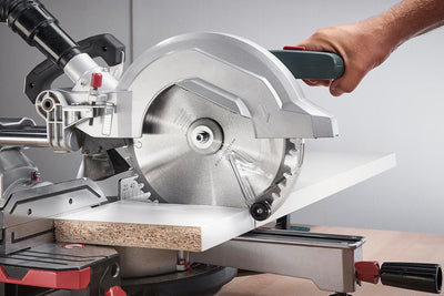 wolfcraft 6547000 Kapp- und Gehrungssägeblatt ø 250 mm - feine, saubere Schnitte