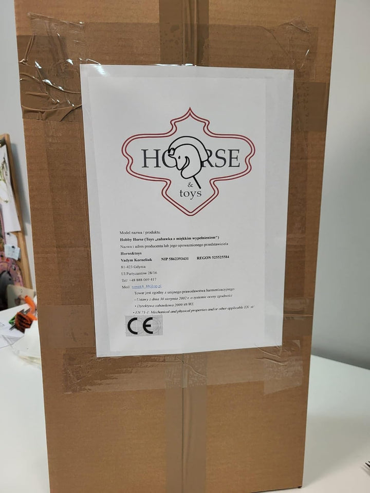 HORSE &amp; toys Hobby Horse Gross A3 (Pferd auf Stock) mit Zaumzeug und Strickjacke, für Kinder, 70 cm,