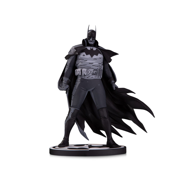DC Direct Batman Statue aus Kunstharz, 1:10, Schwarz/Weiss, Batman