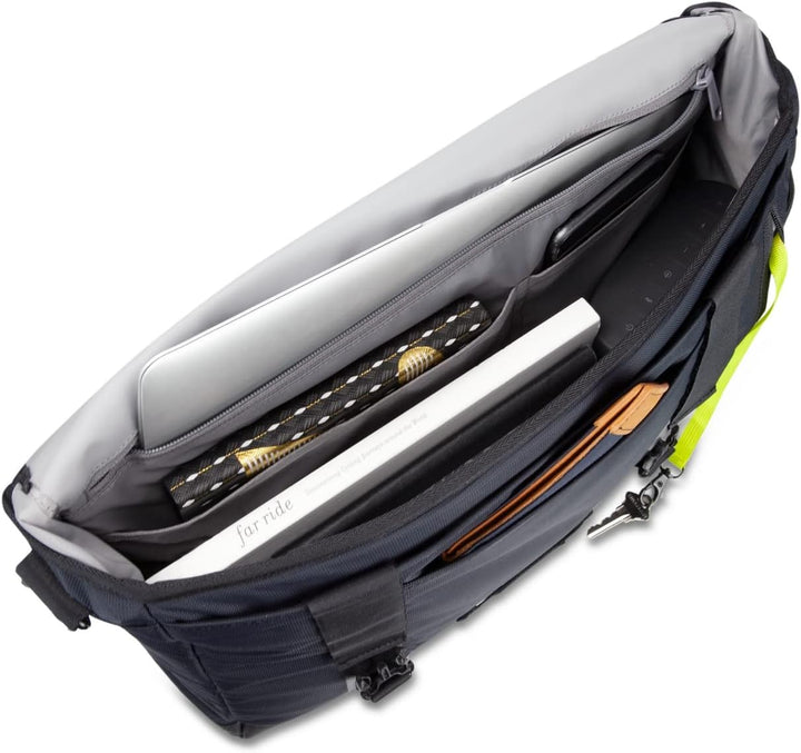 Timbuk2 Unisex Closer Laptop Briefcase Gepäck, Kuriertasche (1er Pack) Einheitsgrösse Eco Black Delu