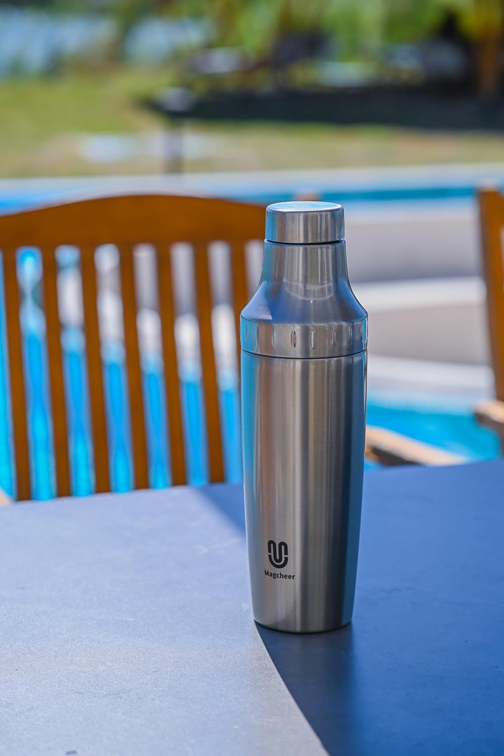 Cocktail Shaker Set mit Integrierter Massskala 900ml Premium Edelstahl Frostsicherer Doppelwand-Bark