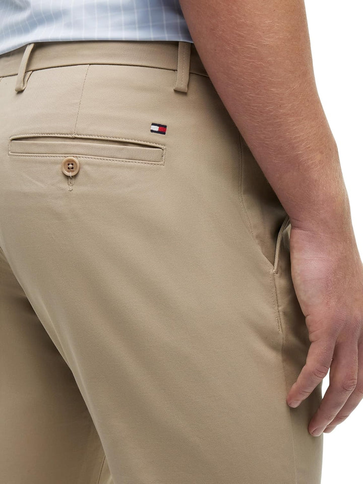 Tommy Hilfiger Herren Hose Core Bleecker 1985 Pima Cotton Chino 28W / 30L Beige (Batique Khaki), 28W