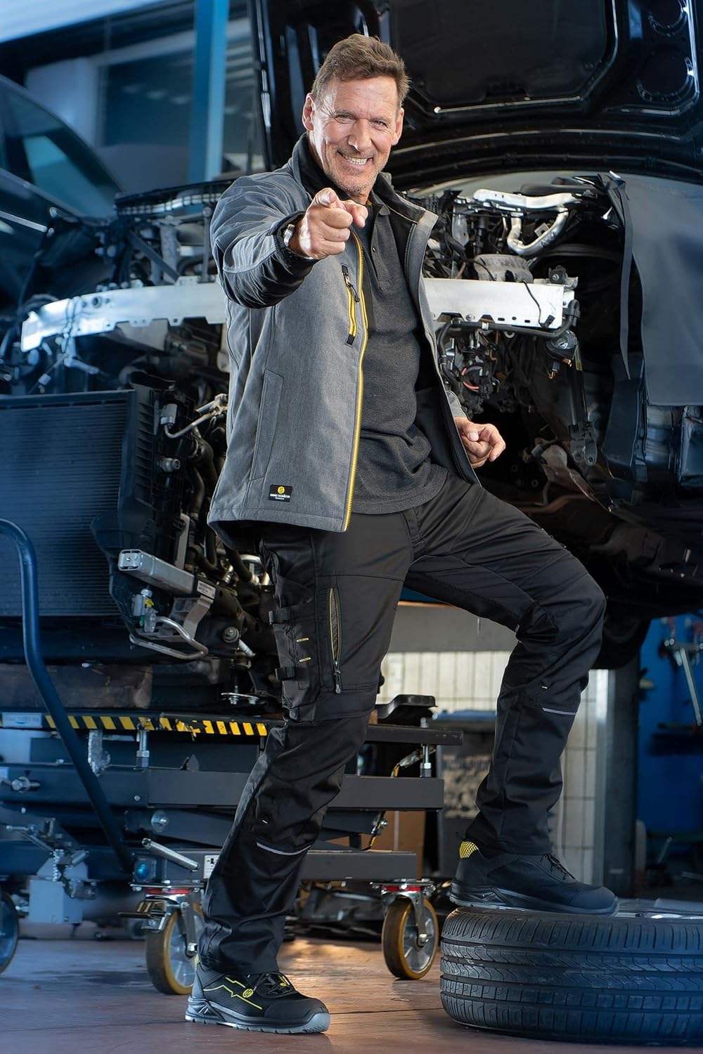 Hans Schäfer Workwear HSW Smart – Lange Arbeitshose für Damen – Modische Cargo-Bundhose mit Knietasc