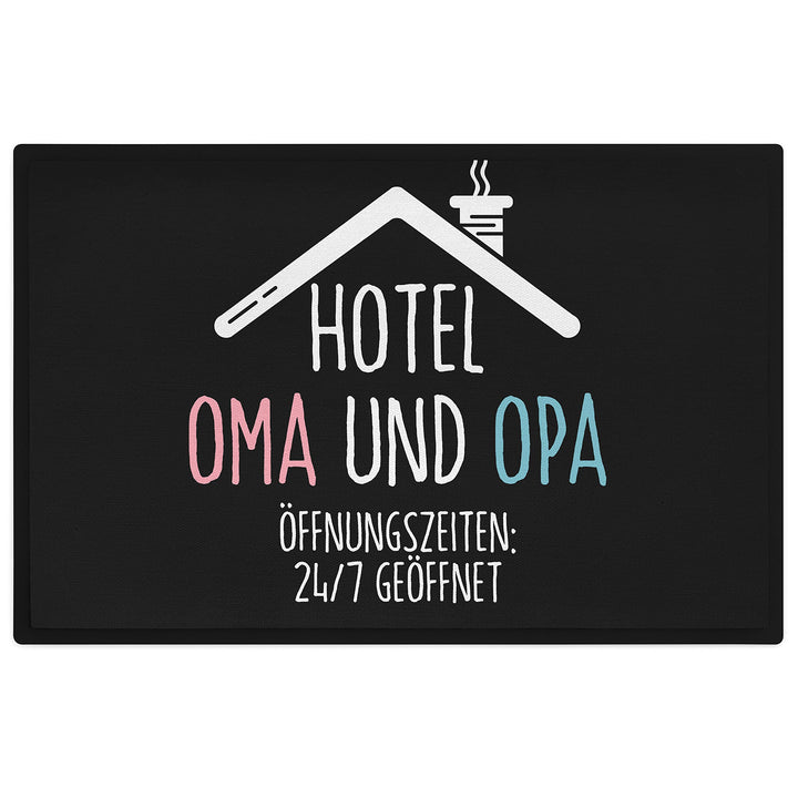 Trendation - Hotel Oma und Opa Fussmatte Geschenk Pension 24/7 Geöffnet Fussabtreter Innen und Ausse