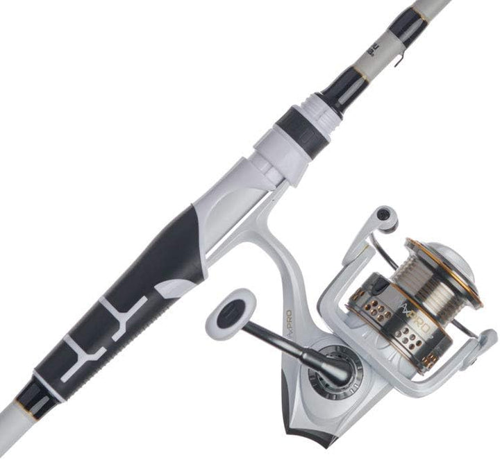 Abu Garcia Pro Max Korkgriff leichtes Karbon-Spinnruten- und Rollen-Kombi-Set – für Süsswasser- und