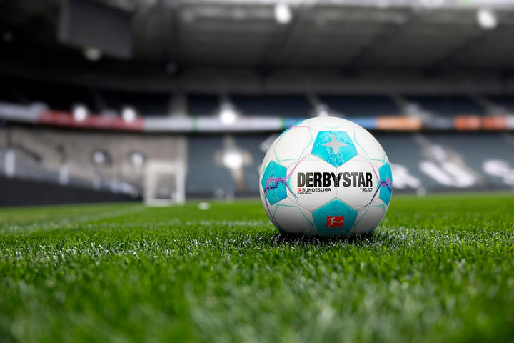Derbystar Bundesliga Fussball Player Special der Saison 24/25 - Unisex Fussball Grösse 5 im Design d