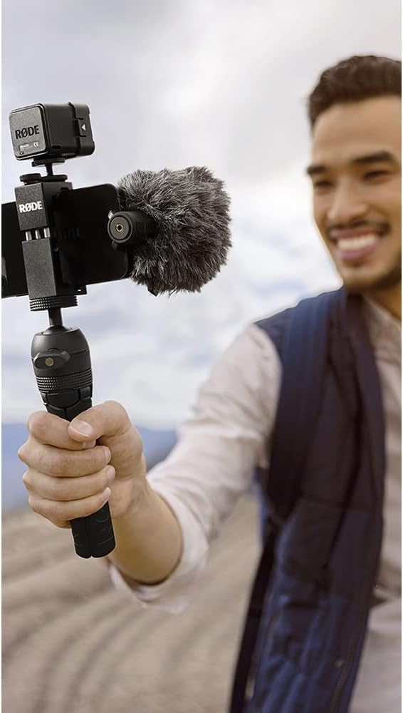 RØDE Vlogger-Kit iOS Komplettset für iPhones, inklusive Kondensator-Richtmikrofon, Stativ, microLED