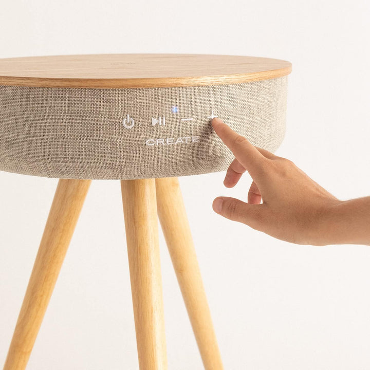 CREATE / Speaker Table/Tisch Lautsprecher aus Naturholz / Bluetooth und kabelloses Smartphone-Ladege