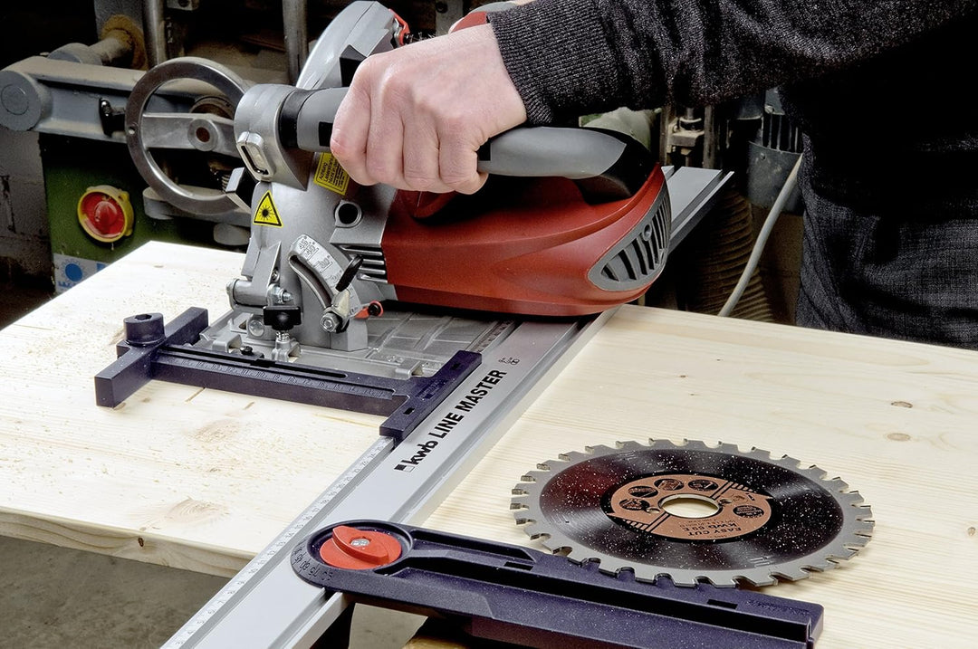 kwb LINE-MASTER Präzisionslineal 800 mm, Vorteils-Set mit Führungsschiene, Sägeführung, Winkelanschl