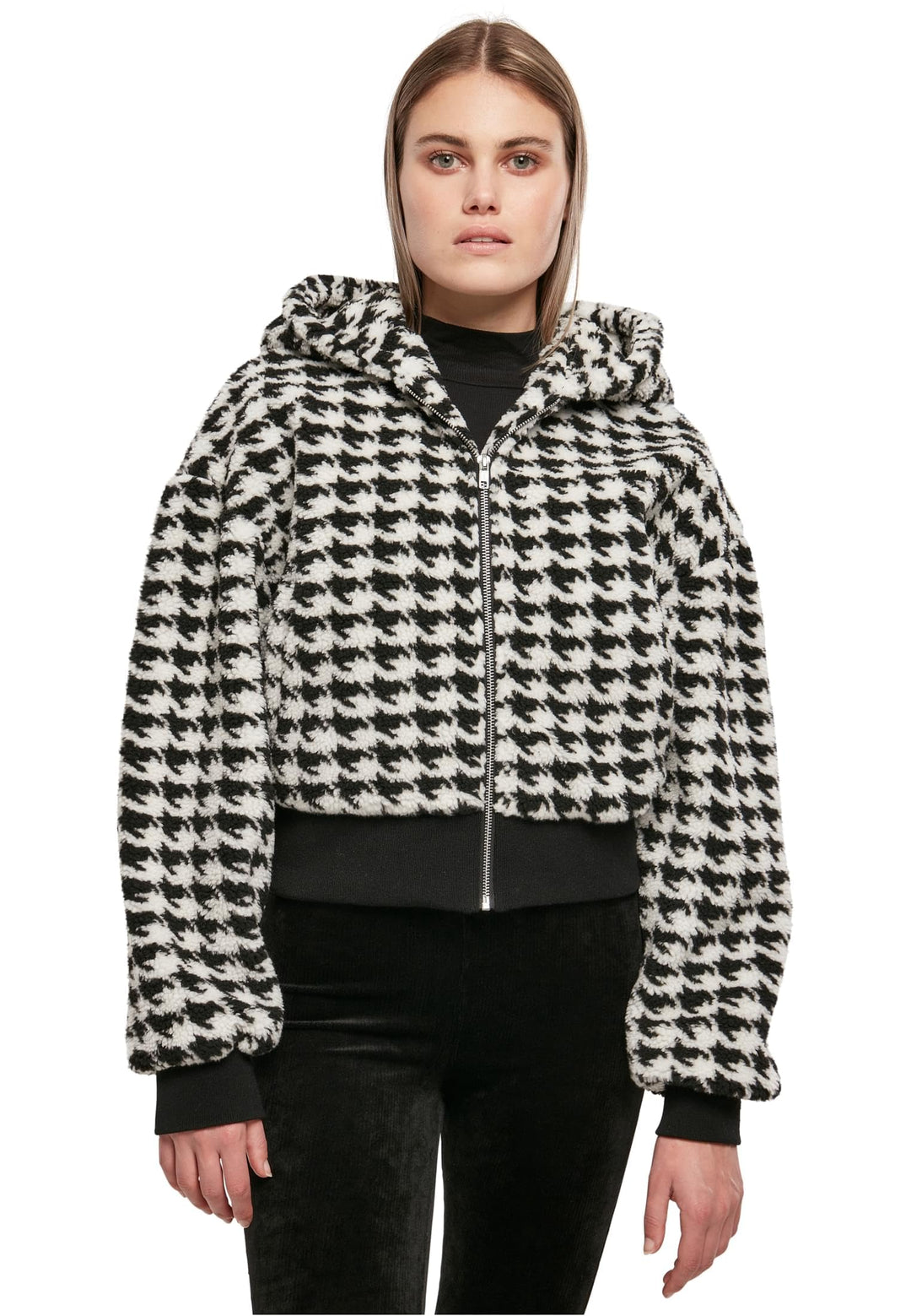 Urban Classics Ladies Short Oversized AOP Sherpa Jacket, stylische Frauen Jacke im Oversize Fit, erh