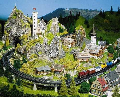 FALLER Auffahrts-Set Modellbausatz mit 75 Einzelteilen R1=193 mm I Modelleisenbahn Zubehör N Gleisbe
