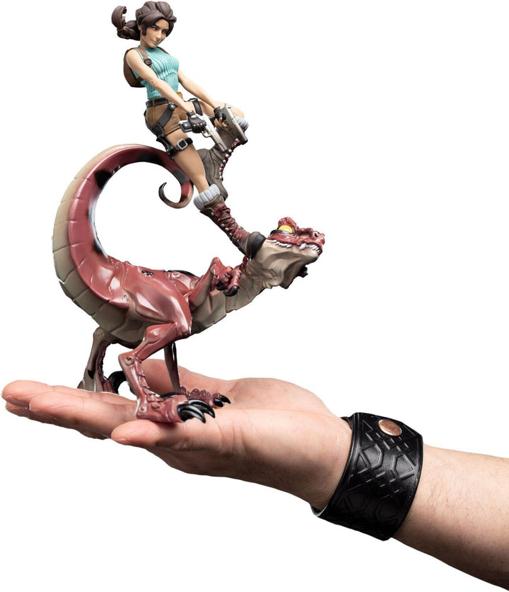 Weta Workshop Tomb Raider Mini Epics Vinyl Figur Lara Croft & Raptor 24 cm
