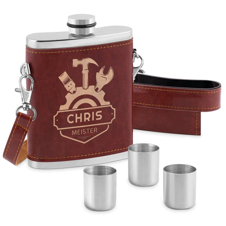 Maverton Flachmann mit Gravur - personalisiert - 250 ml - 3x10 ml Becher - aus Edelstahl - Ledertasc