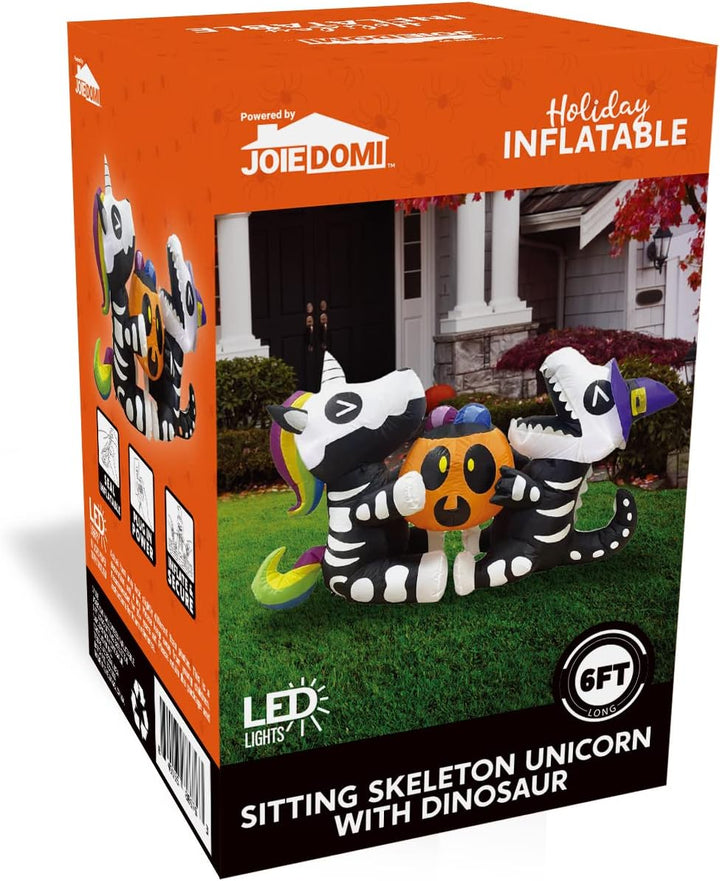 Joiedomi 1,8 m langes Halloween Aufblasbares Sitzendes Skelett Einhorn und Dinosaurier Halten Kürbis