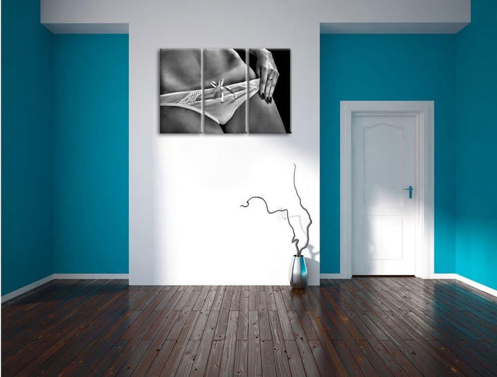 Pixxprint Sexy weisse Dessous als Leinwandbild/Grösse: 3 Teilig (120x80) cm/Wandbild/Kunstdruck/fert