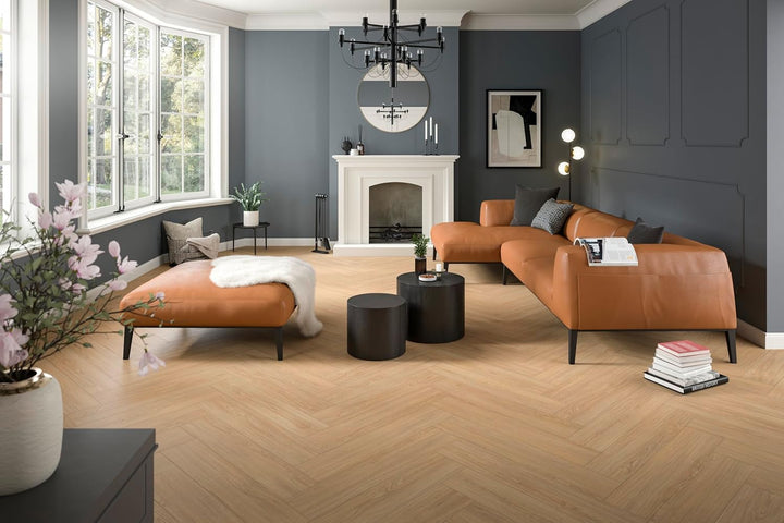 EGGER NatureSense Herringbone Laminat EL2152 Casella Eiche natur 840x168x8mm (1,976m²) 1,976m² | Bod