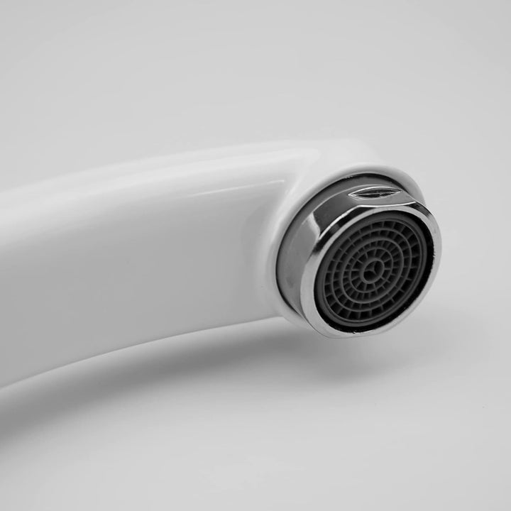 Weisse Küchenarmaturen rund Spültischarmaturen Mischbatterie Qualität Messing mit Schläuchen und Sta