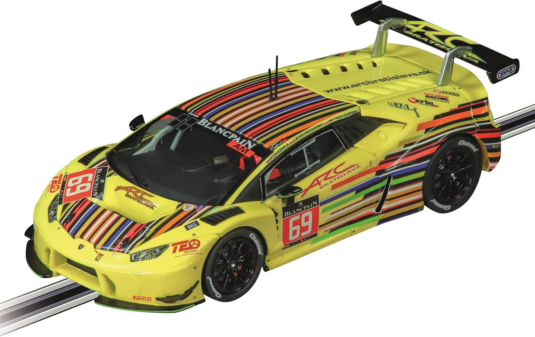 Carrera 27749 Lamborghini Huracán GT3 ARC Bratislava No.69 24H Spa 2016 Massstab 1:32 Analog Slot Ca