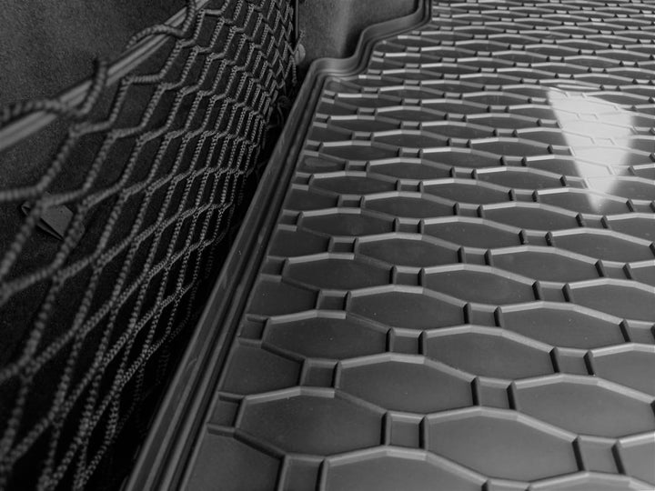 Passgenaue Kofferraumwanne und Gummifussmatten geeignet für Mercedes C-Klasse Kombi S205 ab 2014 + G