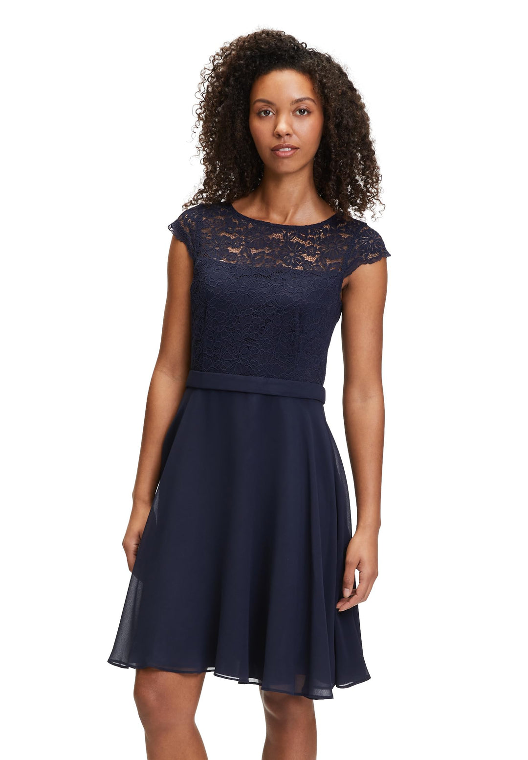 Vera Mont Damen Cocktailkleid mit Spitze 34 Blau, 34 Blau