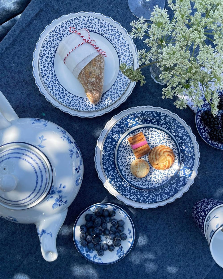 Laura Ashley Heritage Collectables Milkkan Midnight Nestripe 25 Cl. Porzellan Milkkan Midnight Nestr