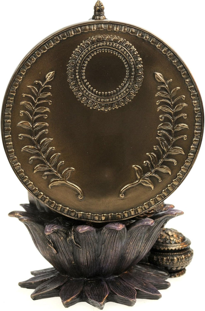 original Veronese, Lakshmi, Hindu Göttin des Glücks, der Liebe und des Wohlstandes auf Lotosthron, b