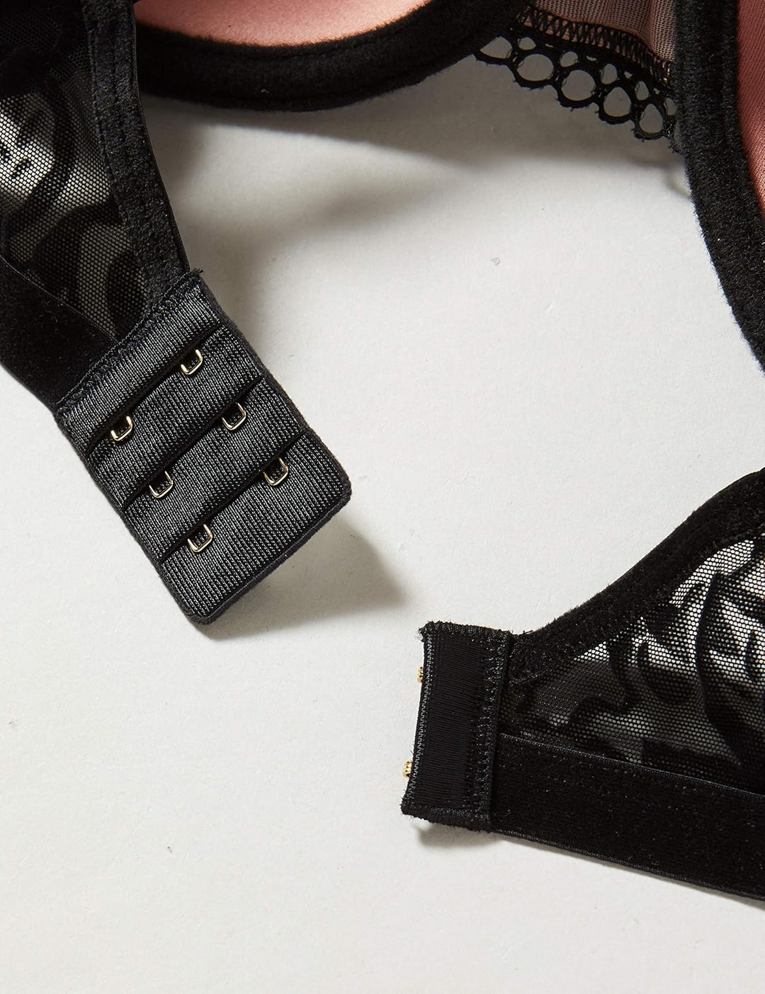 Triumph Damen Velvet Rose Spotlight WHP Geformter BH 65F Schwarz, 65F Schwarz